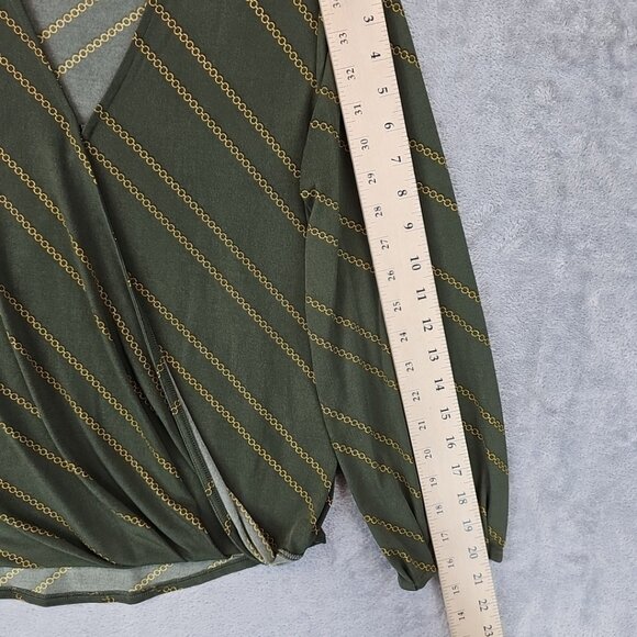Banana Republic Wrap Top Womens Size PXS Green Chain Printed Jersey V-Neck - Picture 7 of 8